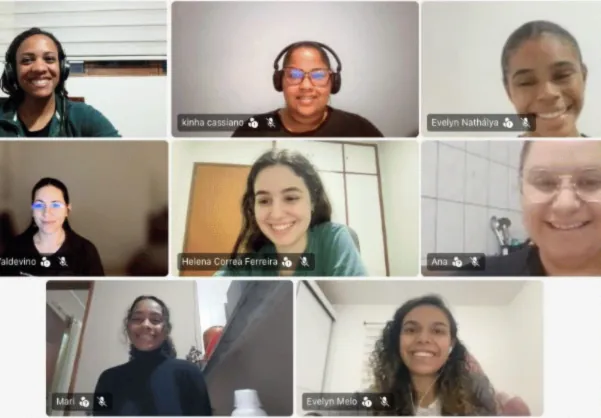 Jóvenes y mentores de AVIVA conectados en una videollamada.